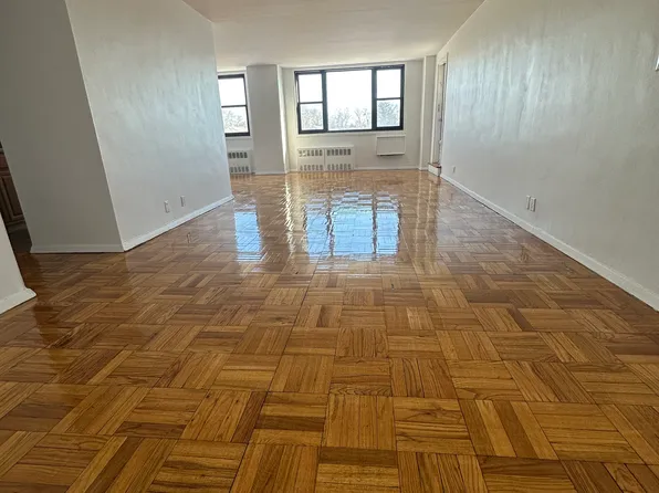 1360 Ocean Parkway image 1 of 6