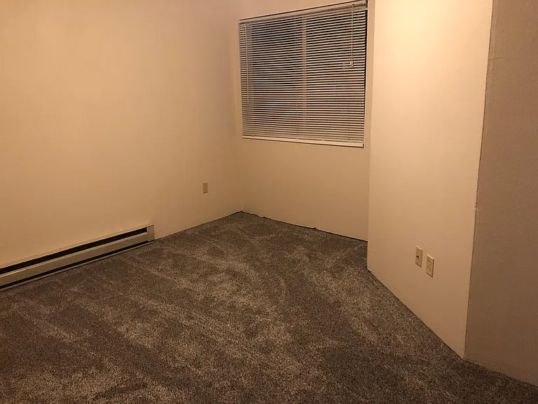 500 NE Maiden Ln #9 — Photo 13