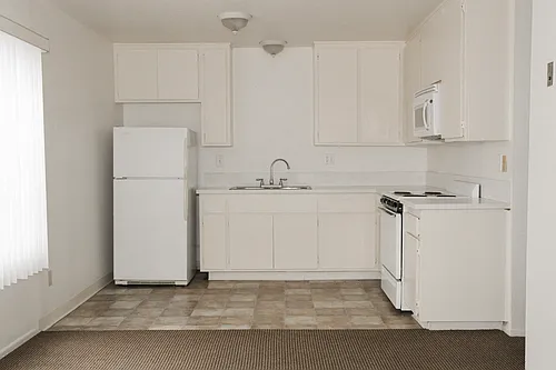 13705 Franklin St #5 Photo 1