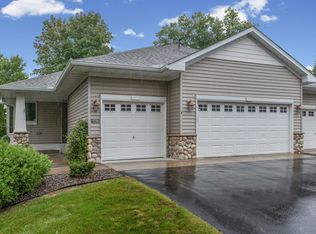 9250 Blackoaks Ln N, Maple Grove, MN 55311