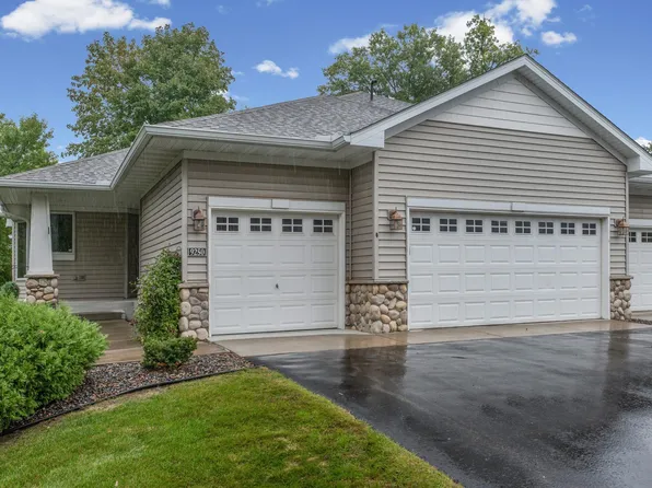 9250 Blackoaks Ln N, Maple Grove, MN 55311
