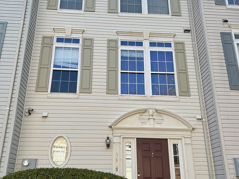 1008 Harrison Cir