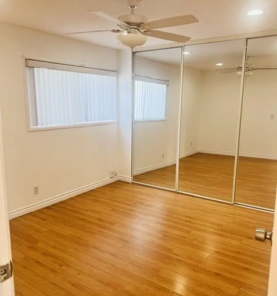2337 W Gramercy Ave #1 — Photo 9