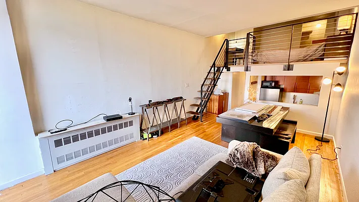 Rented by JK Dansar Corp | media 24