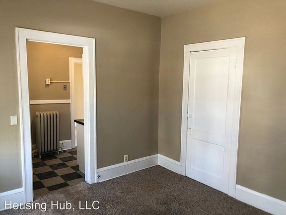 4th image of 3101 Dupont Ave S #8515307