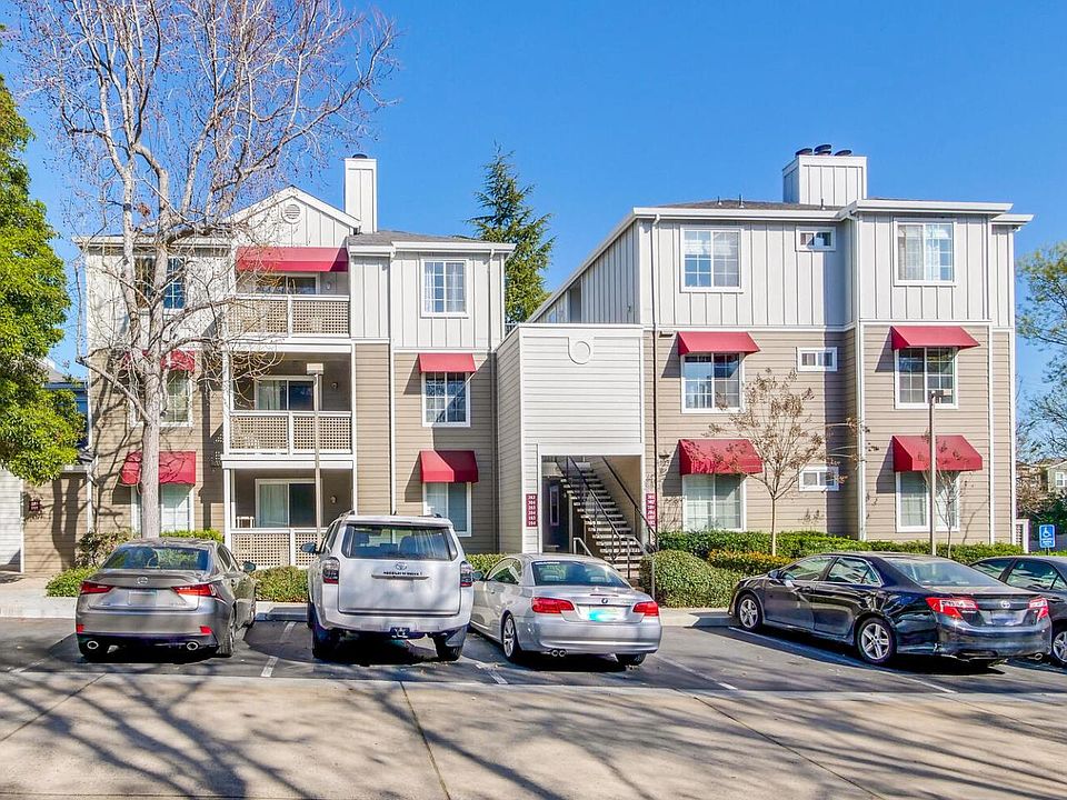 1st image of 250 Santa Fe Ter APT 304