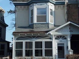 555 Leverington Ave, Philadelphia, PA 19128