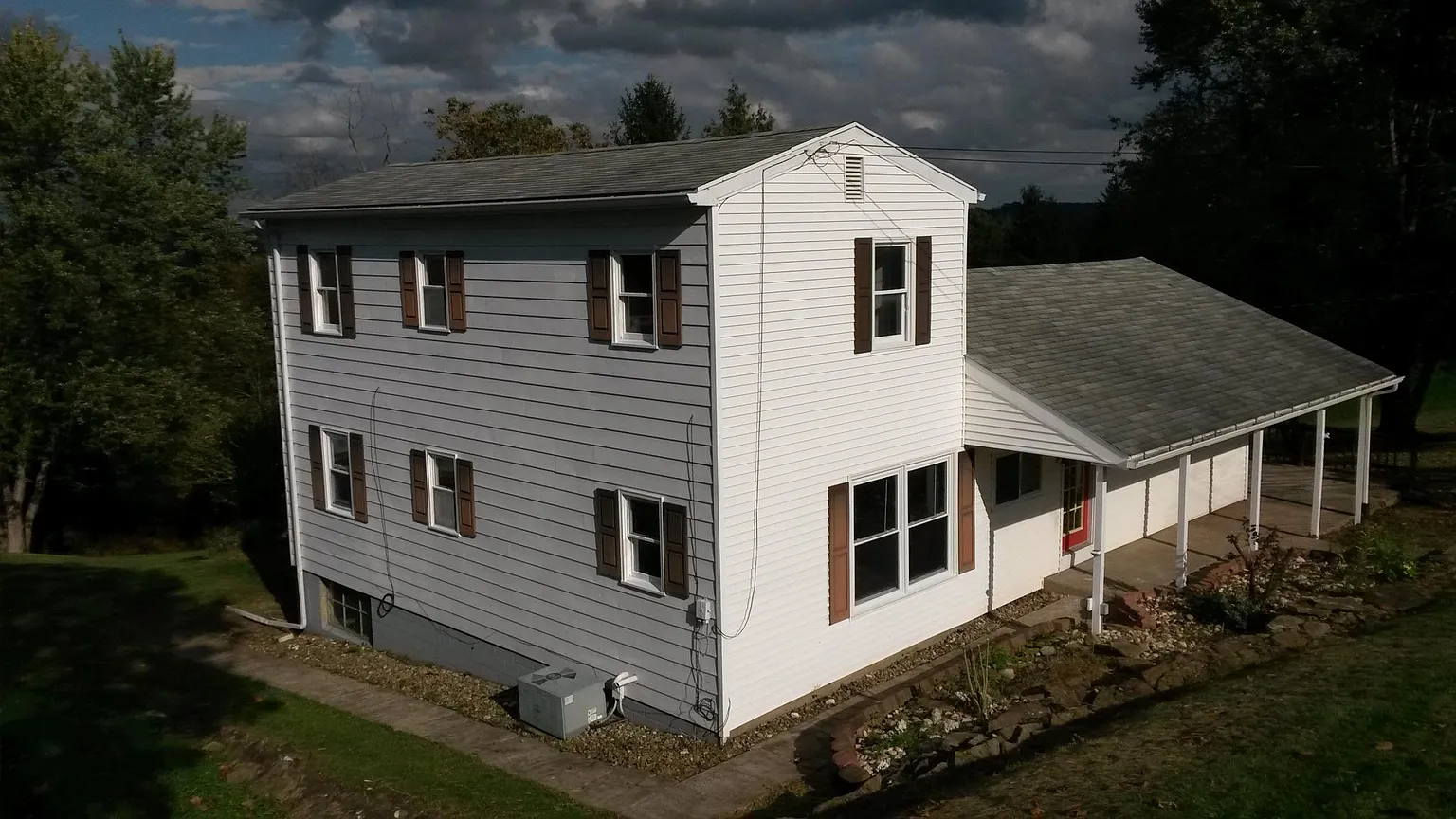 1080 Betty Zane Rd photo 1