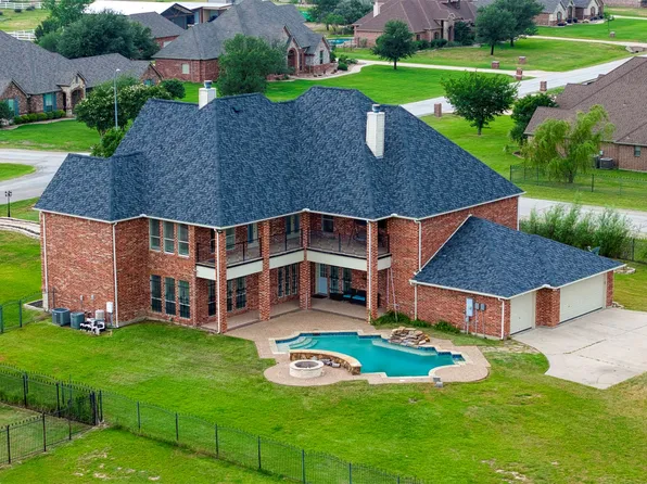 124 Lonesome Trl, Haslet, TX 76052