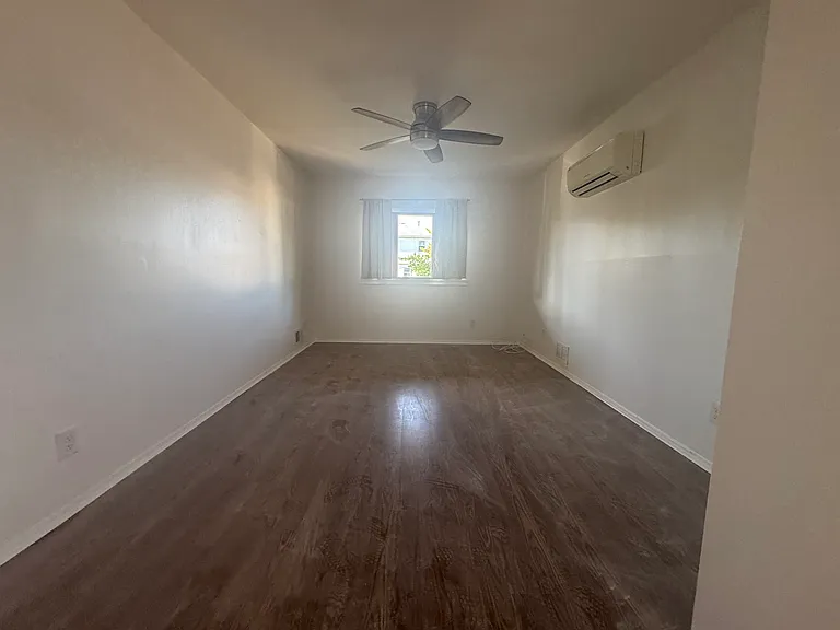 42 Amber St #1 — Photo 5