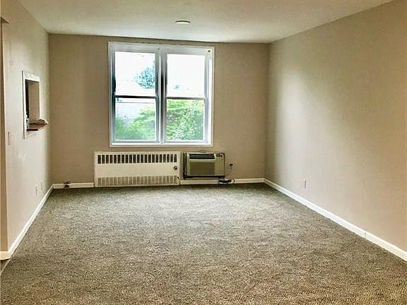 3rd image of 7 4th St APT 3D