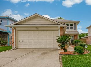 9110 Belle Glen Dr, Houston, TX 77099