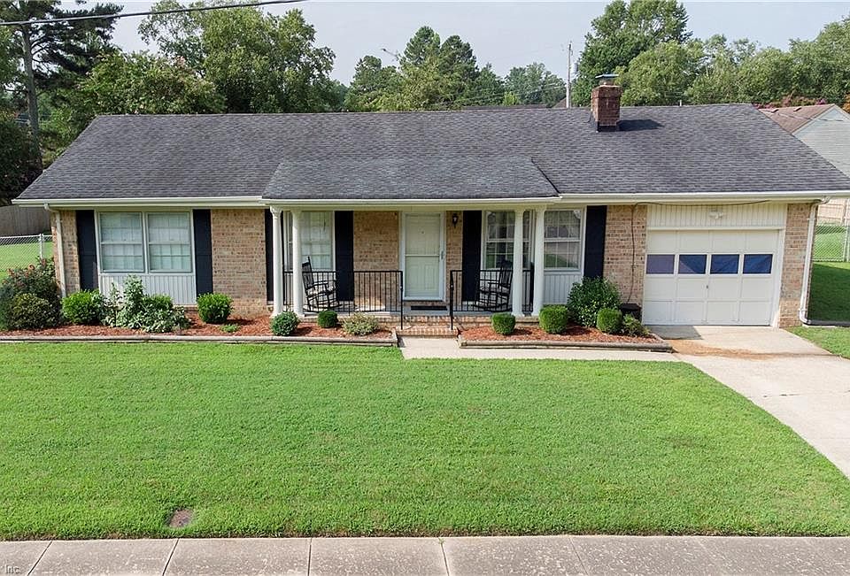 1st image of 4905 Vico Dr