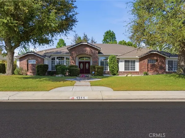 1311 Dunaire Dr, Bakersfield, CA 93312