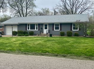 1306 Maplewood Dr, Normal, IL 61761