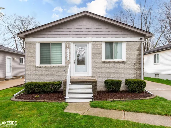 39460 Muffatt St, Harrison Township, MI 48045