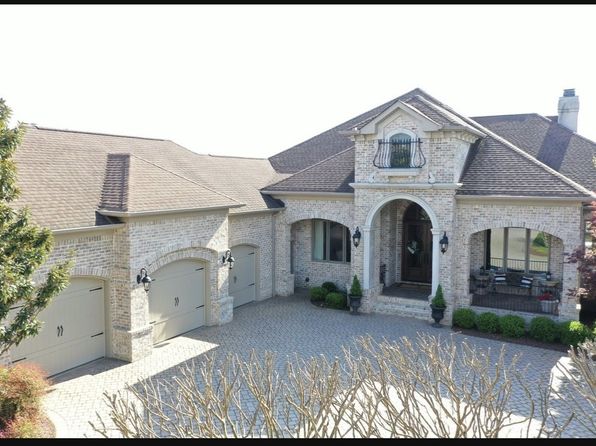 889 Plantation Blvd, Gallatin, TN 37066
