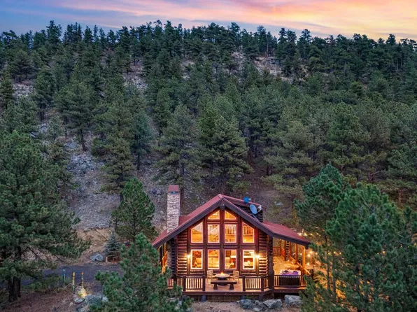 32 Newell Dr, Loveland, CO 80537
