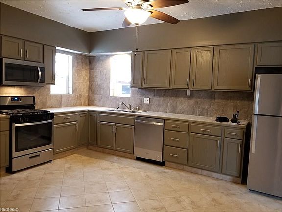 3rd image of 74 Millet Ave