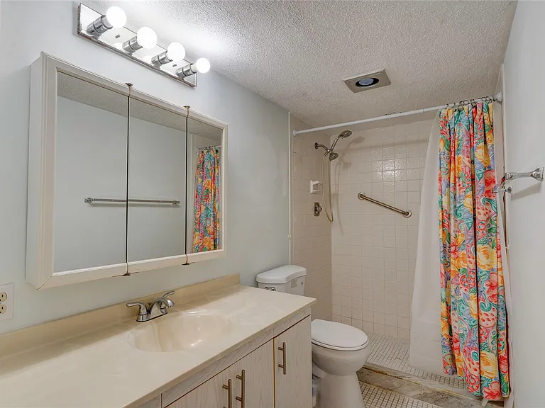 3102 Portofino Point #K3 — Photo 14