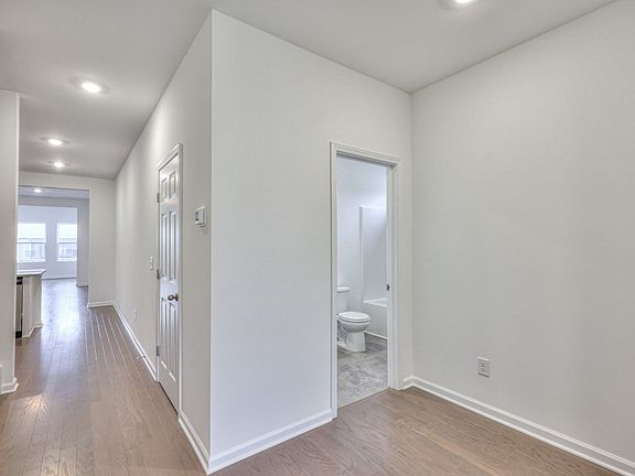 5th image of 437 Charlie Pl Lot 287