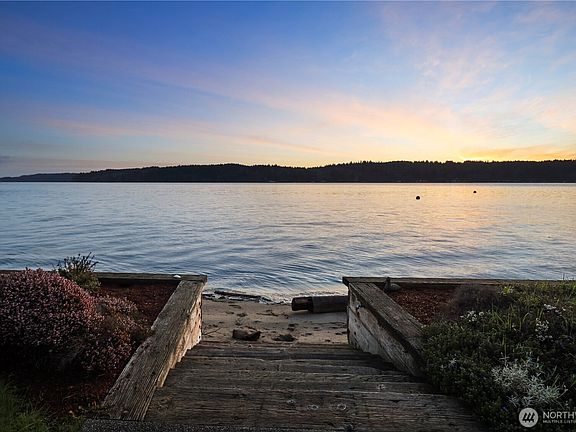 3rd image of 13111 Point Richmond Beach Road NW