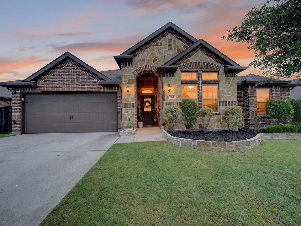 1175 Waterscape Blvd
