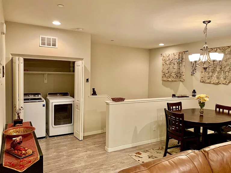 1476 Shore Dr — Photo 8