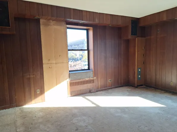 200 West 139th Street image 14 of 24