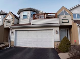 332 Inner Circle Dr, Bolingbrook, IL 60490