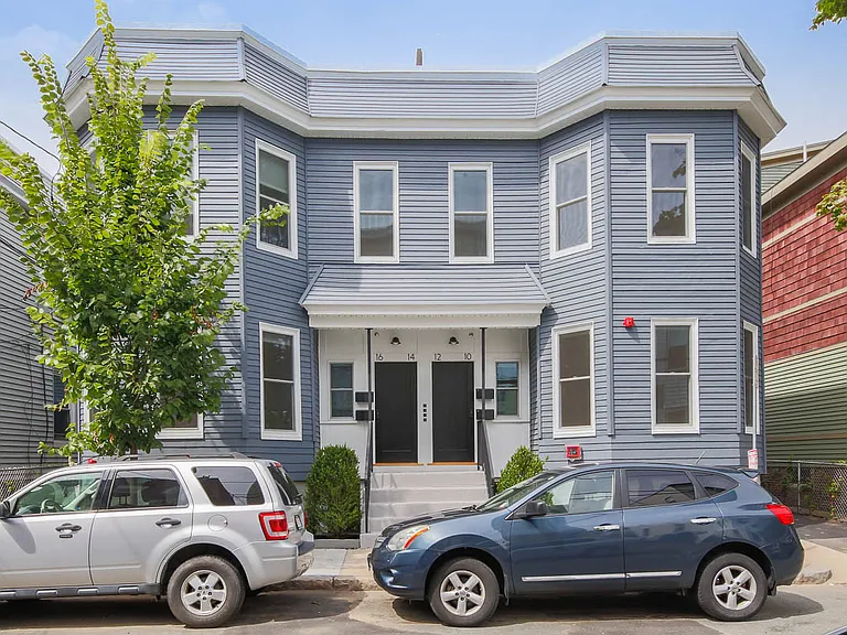 10 Portsmouth St #10 — Photo 1