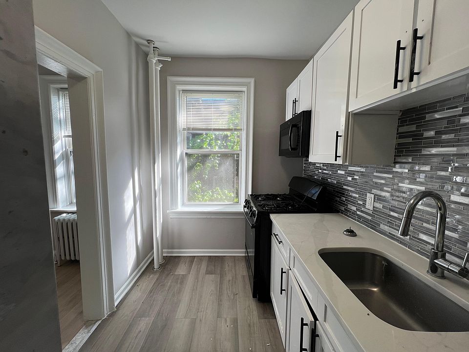 1st image of 26 Kensington Ave #42E