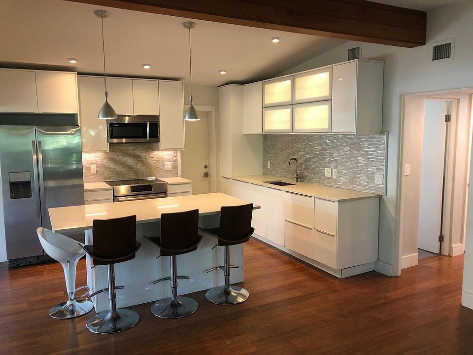 1st image of 1808 Magnolia Ave
