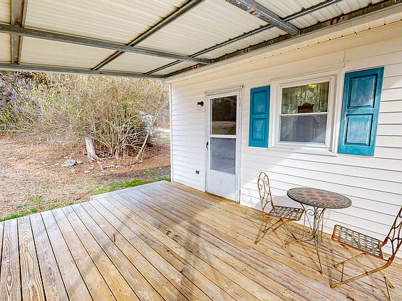 2nd image of 460 Medford Oakley Rd