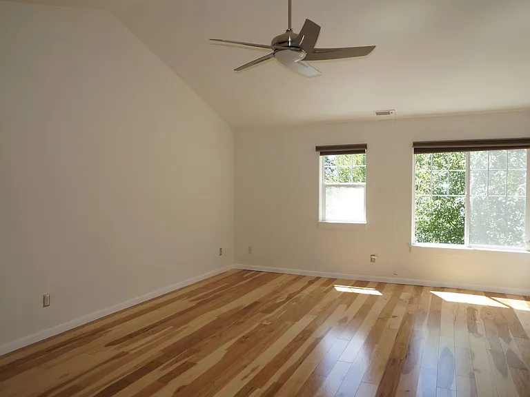 4932 SW Slavin Rd — Photo 18