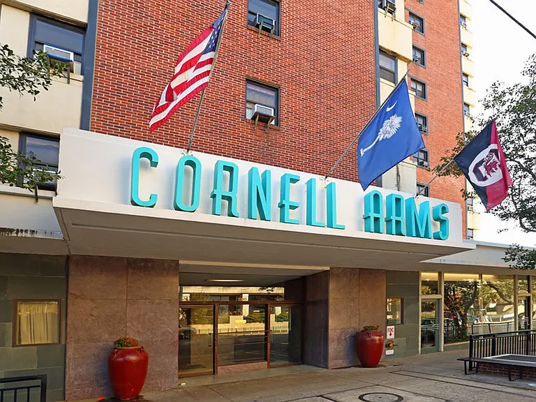 Cornell Arms — Photo 64