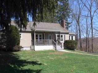 205 Bower Rd, Poughkeepsie, NY 12603