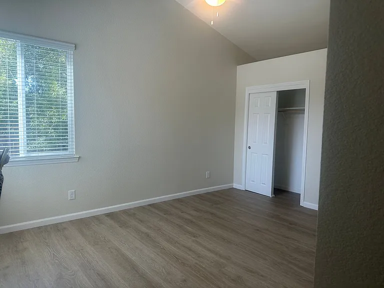 660 Fox Pointe Rd — Photo 7