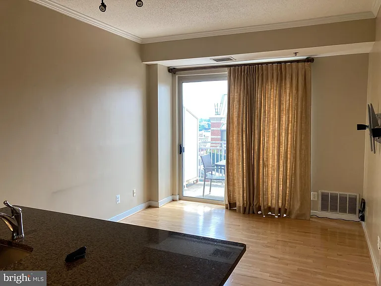 7500 Woodmont Ave #S1203 — Photo 4