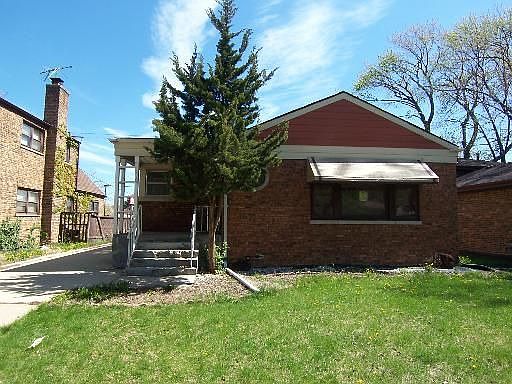 1st image of 12107 Artesian Ave