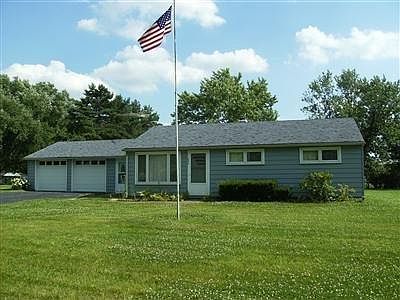1st image of 698 Diane Ave