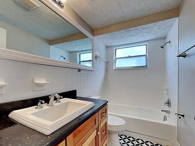 7431 San Moritz Dr — Photo 8