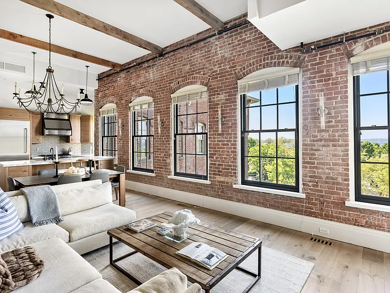 15 Church St #Penthouse 402 — Photo 11