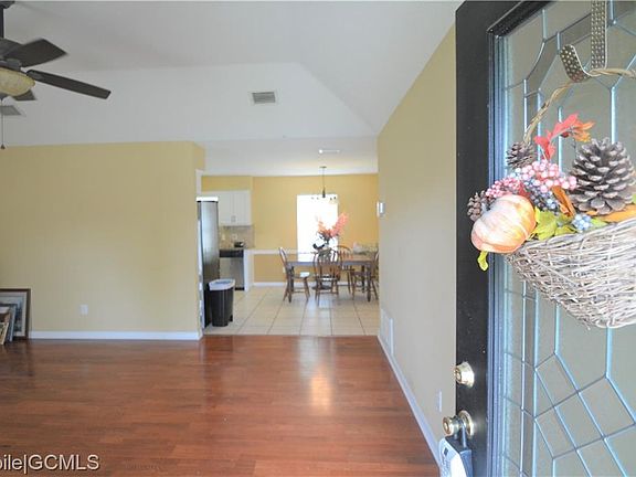 5th image of 7805 Heaton Dr E
