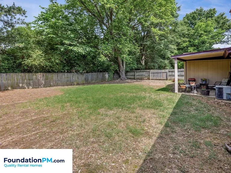 4377 Springwind Rd — Photo 2