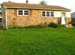 744 W 12th St, New Castle, DE 19720