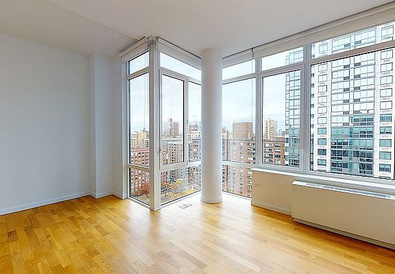 5th image of 795 Columbus Ave Ph F