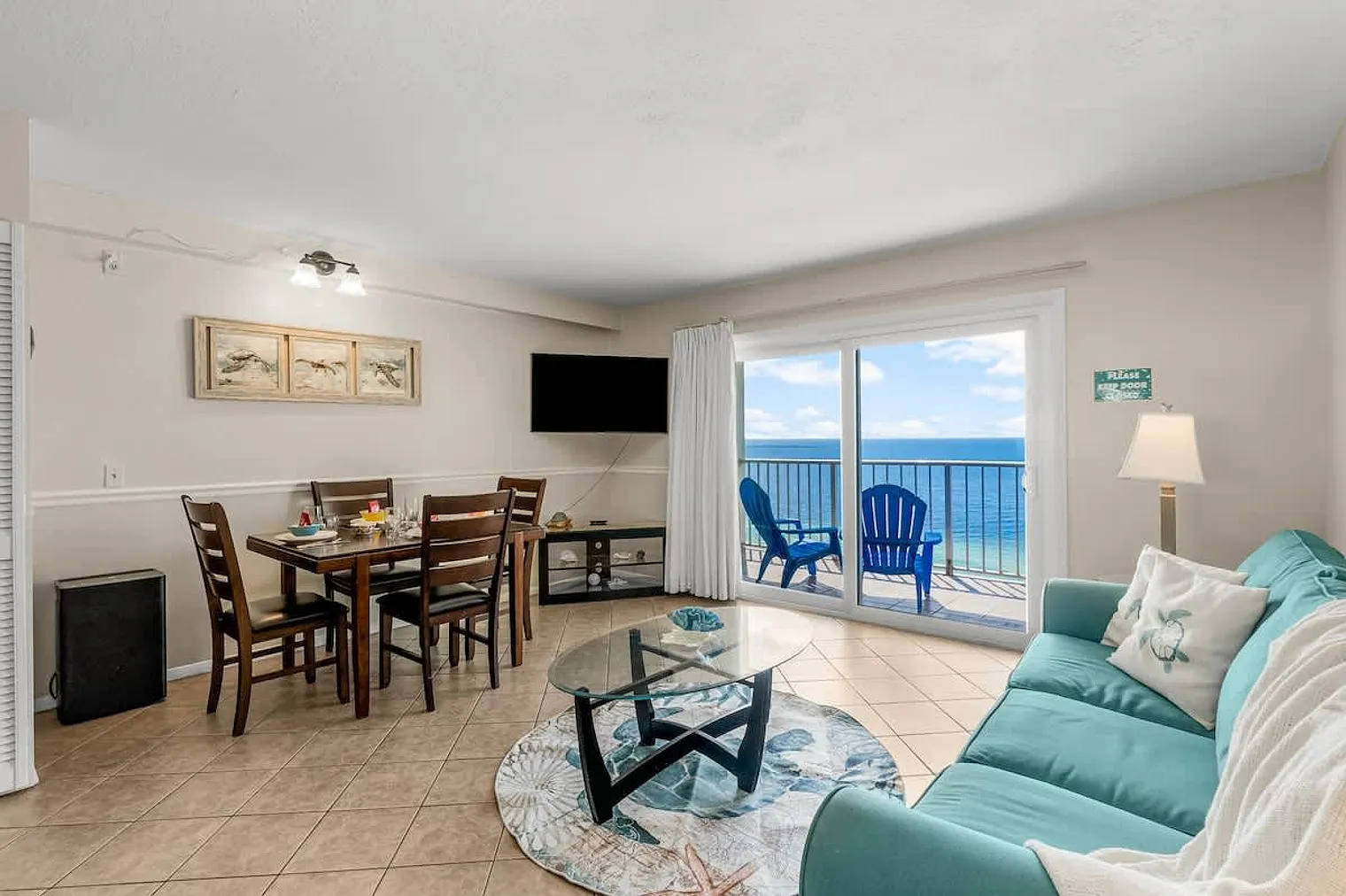 1 bed, 1.0 bath, 731 sqft, $1,335 — Photo 2