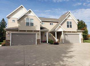 1216 N 16th Ave, Wausau, WI 54401