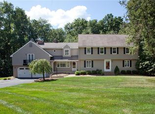 117 Carriage Dr, Avon, CT 06001